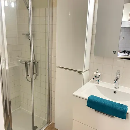 Apartment Apt En Plein Centre Ville D'Auch - 1 Ch, Calme, 1Er Et - Facile De Se Garer *