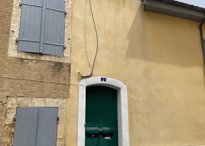 Alembert - En Plein Centre - 1er Etage